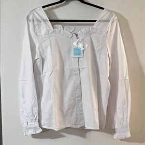 Chic White Blouse with Ruffle Detail